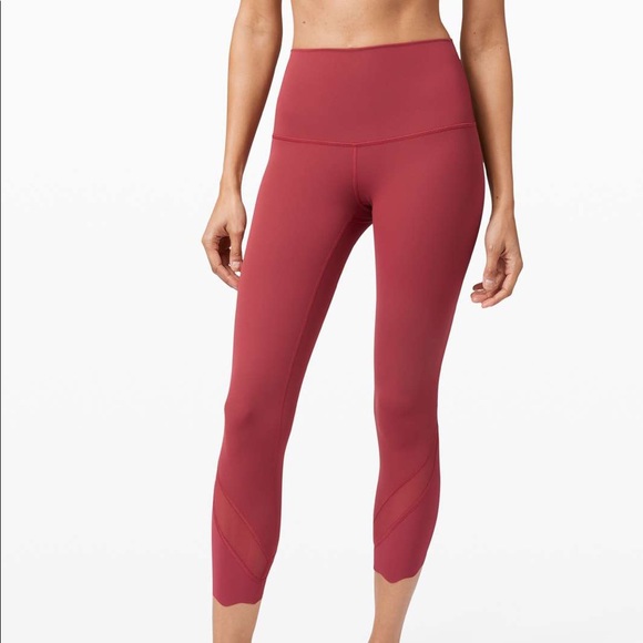 lululemon Wunder Under Crop 23” Scallop